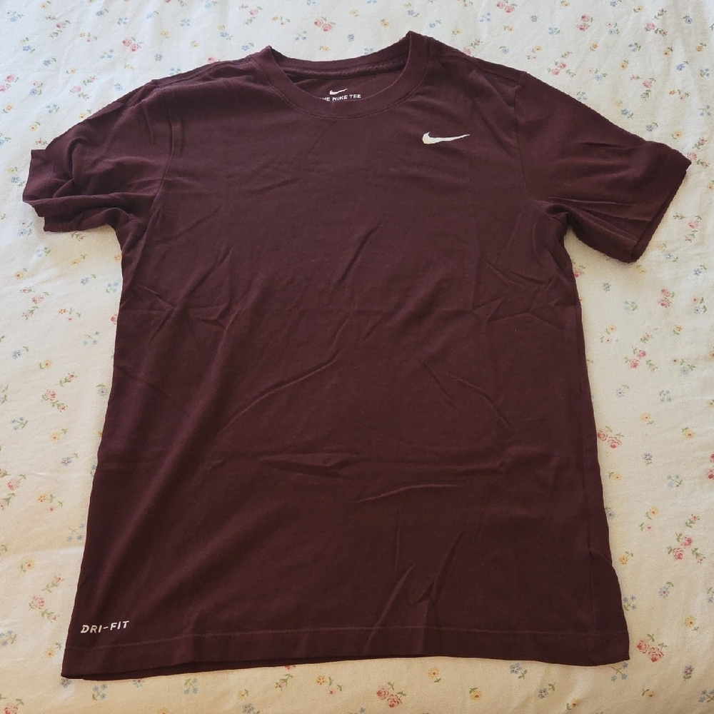 Nike Men's Maroon Dri-FIT Shirt